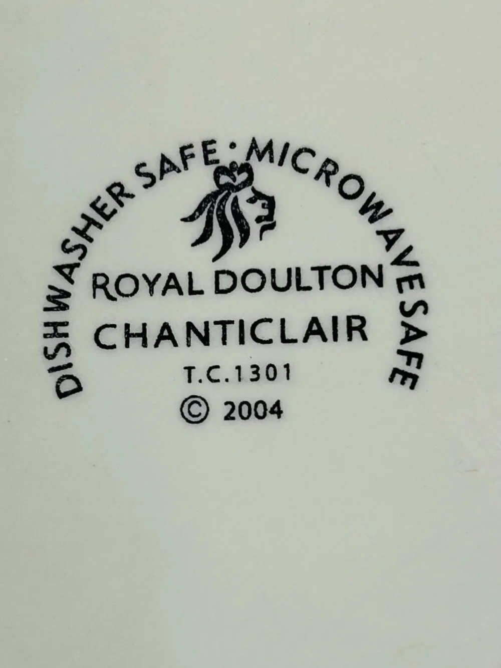Royal Doulton CHANTICLAIR 9.25
